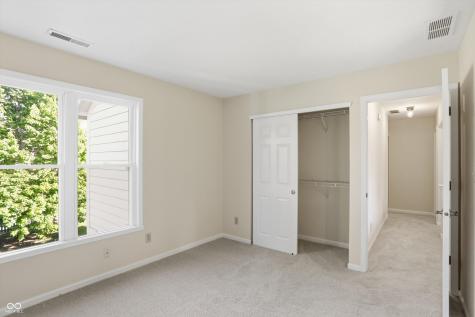8942 Pine Tree Boulevard Indianapolis IN 46256