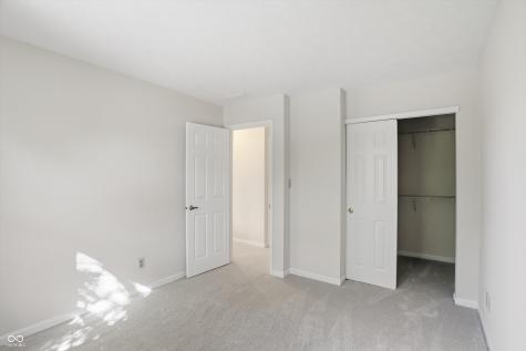 8942 Pine Tree Boulevard Indianapolis IN 46256