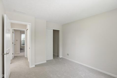8942 Pine Tree Boulevard Indianapolis IN 46256