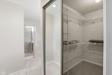 8942 Pine Tree Boulevard Indianapolis IN 46256