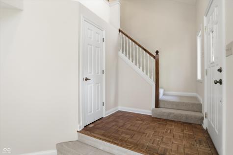 8942 Pine Tree Boulevard Indianapolis IN 46256