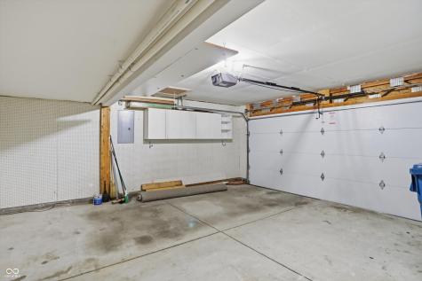 8942 Pine Tree Boulevard Indianapolis IN 46256