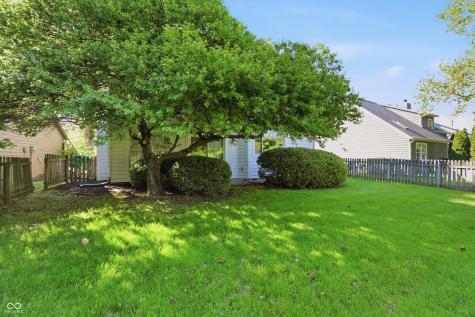 8942 Pine Tree Boulevard Indianapolis IN 46256