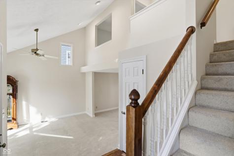 8942 Pine Tree Boulevard Indianapolis IN 46256