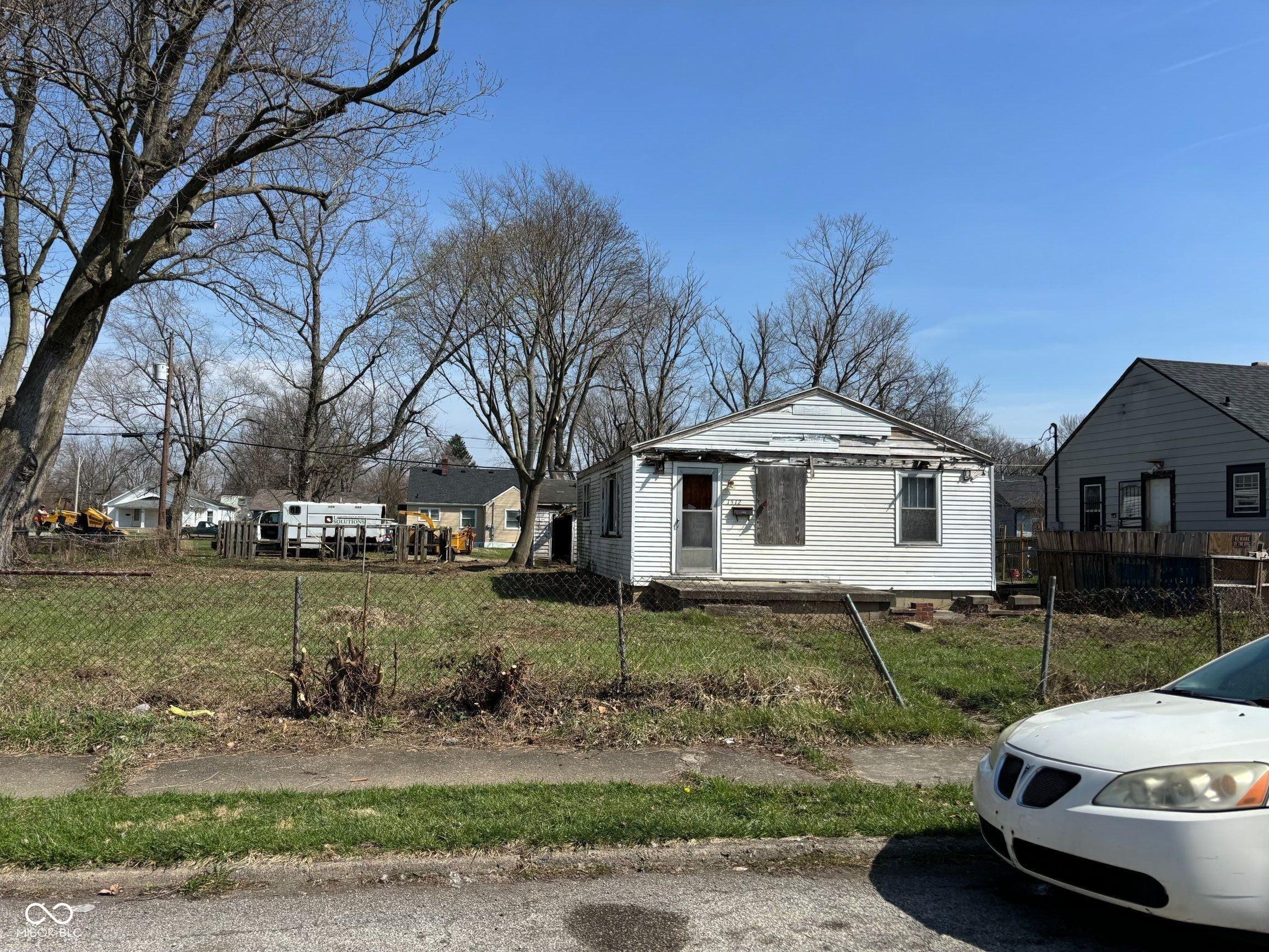 1512 Walton Street Anderson IN 46016