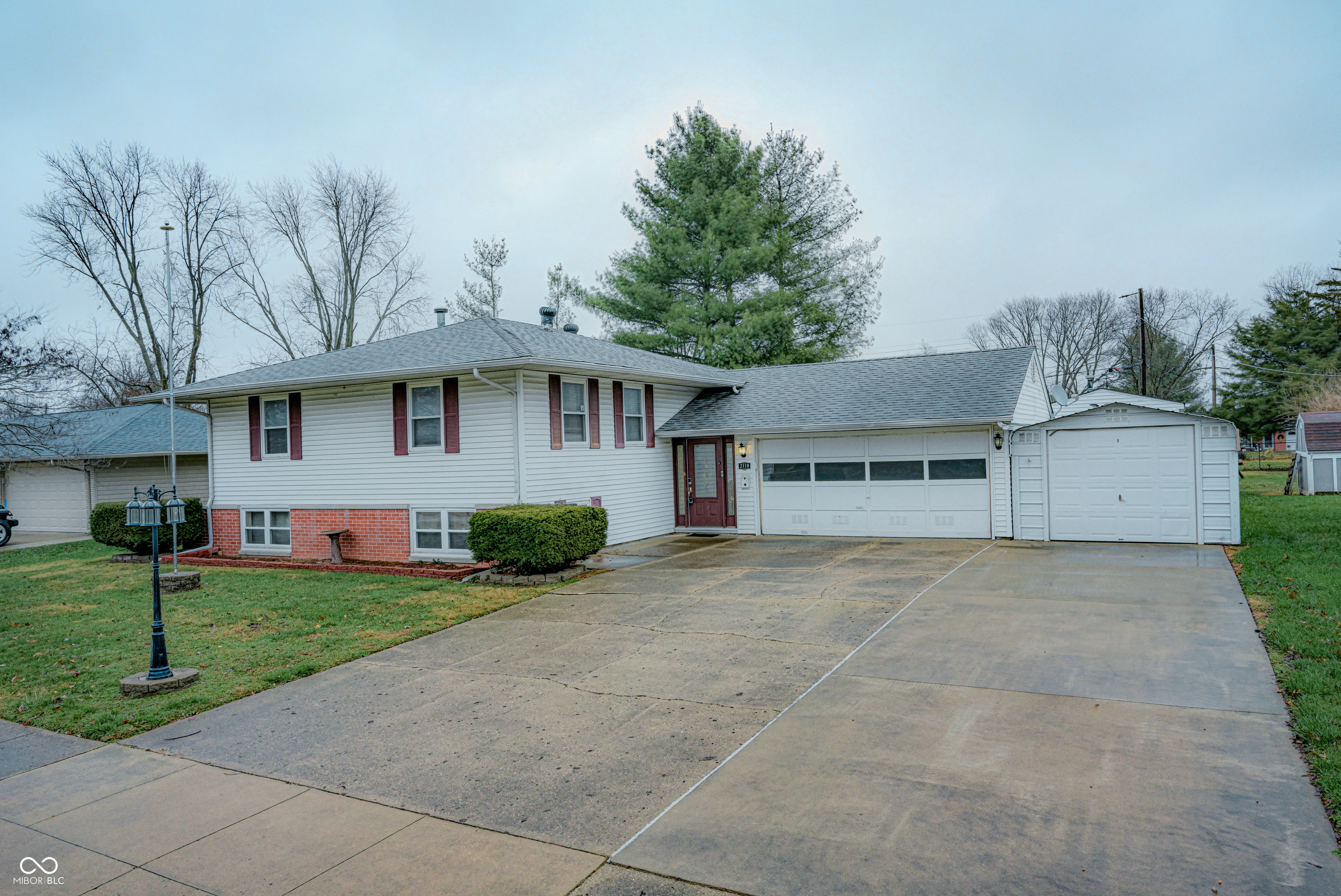 2119 Westline Drive Columbus IN 47203