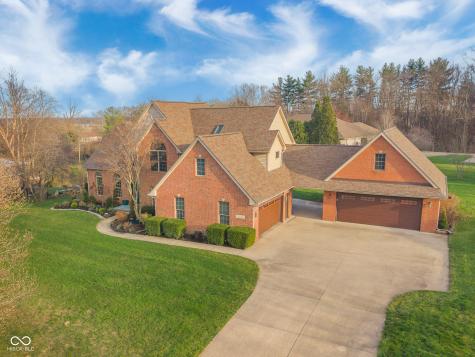 2521 Apple Blossom Lane Columbus IN 47201