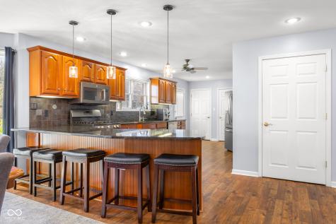 2521 Apple Blossom Lane Columbus IN 47201