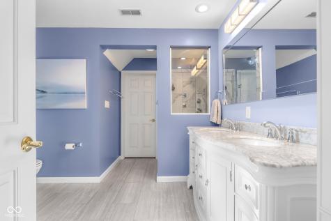 2521 Apple Blossom Lane Columbus IN 47201