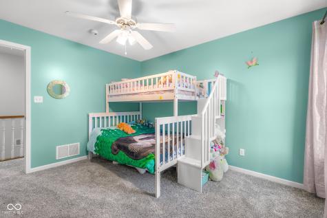 2521 Apple Blossom Lane Columbus IN 47201