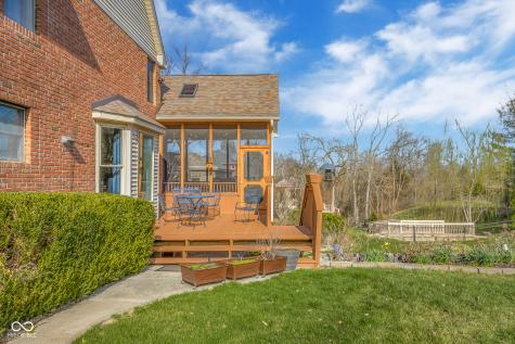 2521 Apple Blossom Lane Columbus IN 47201