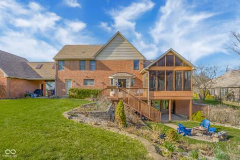 2521 Apple Blossom Lane Columbus IN 47201