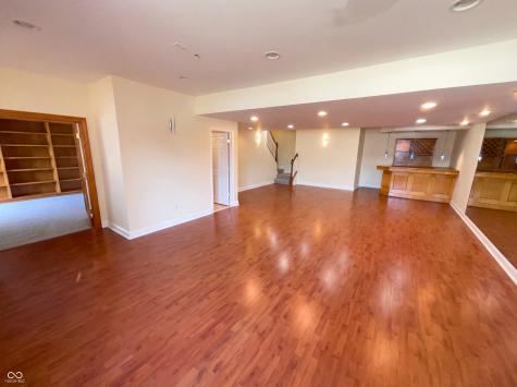 6767 Woodcliff Circle Zionsville IN 46077