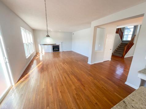 6767 Woodcliff Circle Zionsville IN 46077