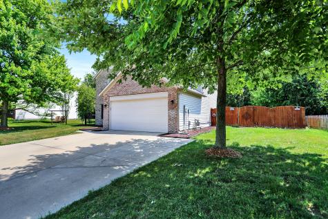 1373 Bearsden Drive Avon IN 46123