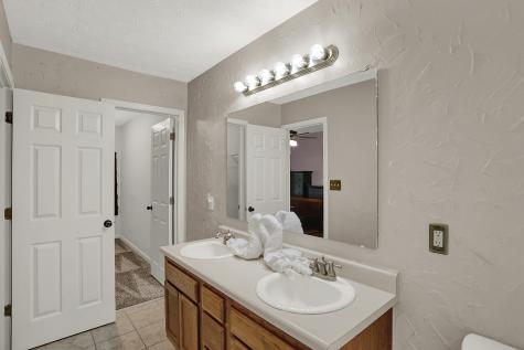 1373 Bearsden Drive Avon IN 46123