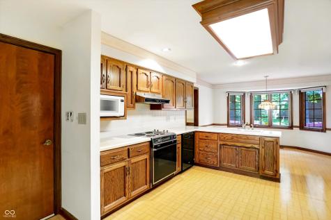 6713 Forrest Commons Boulevard Indianapolis IN 46227