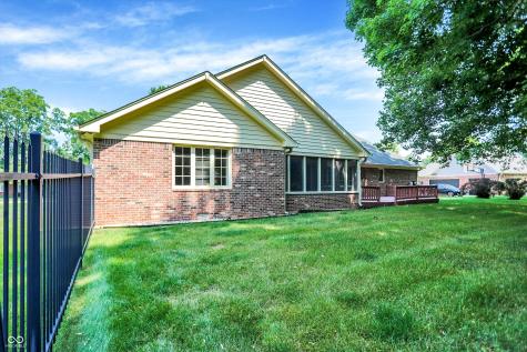 6713 Forrest Commons Boulevard Indianapolis IN 46227