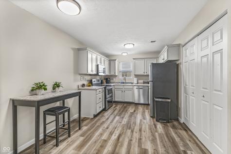 4058 Knollwood Avenue Franklin IN 46131