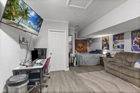 4058 Knollwood Avenue Franklin IN 46131