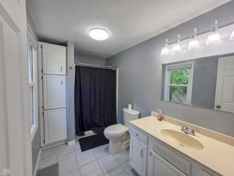 14534 W 900 N Jasonville IN 47438