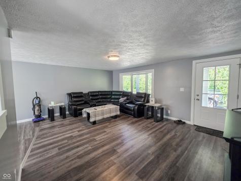 14534 W 900 N Jasonville IN 47438