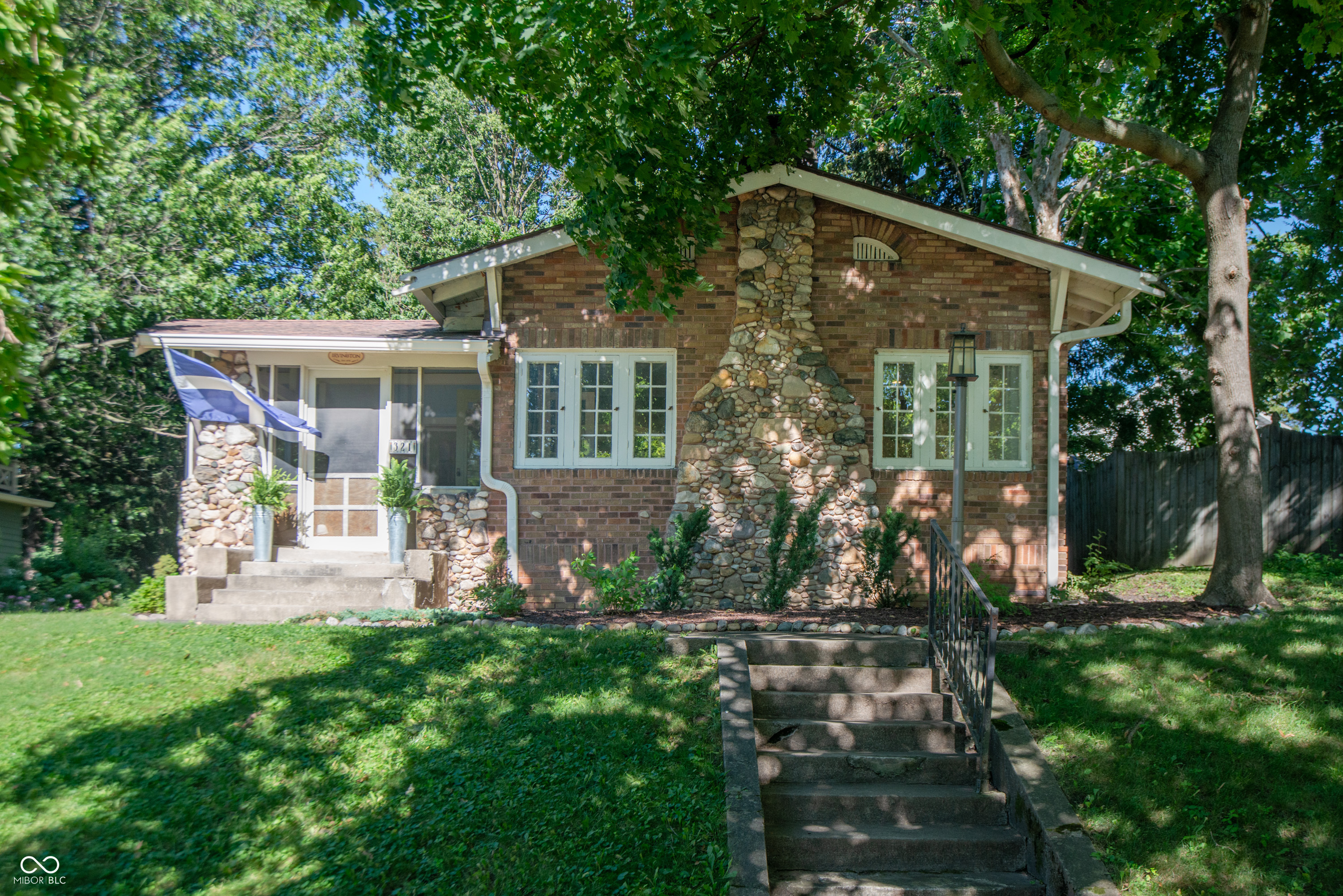 321 N Bolton Avenue Indianapolis IN 46219