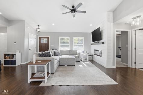 258 Gettysburg Coatesville IN 46121