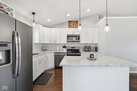 258 Gettysburg Coatesville IN 46121
