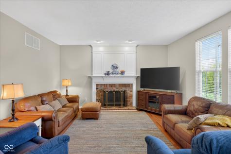 9326 Windrift Way Zionsville IN 46077