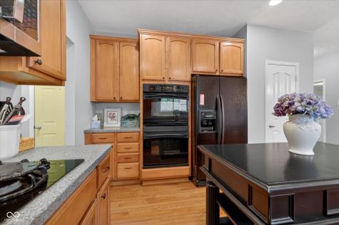 9326 Windrift Way Zionsville IN 46077