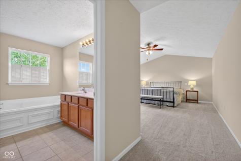 9326 Windrift Way Zionsville IN 46077