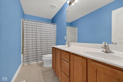 9326 Windrift Way Zionsville IN 46077