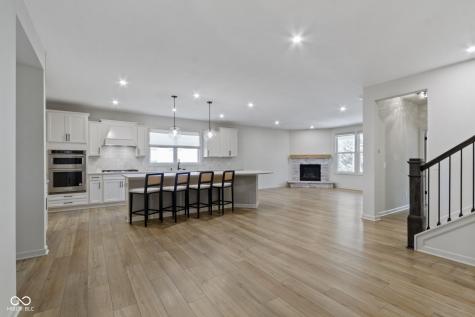 14940 Tiago Lane Fishers IN 46040