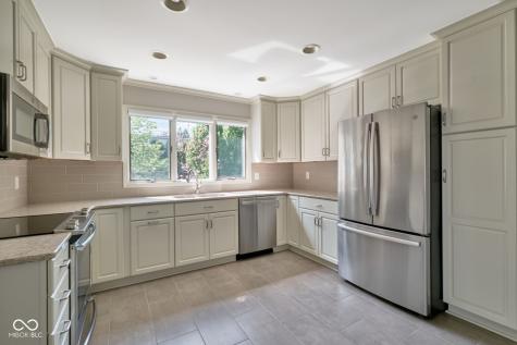 115 E 73rd Street Indianapolis IN 46240