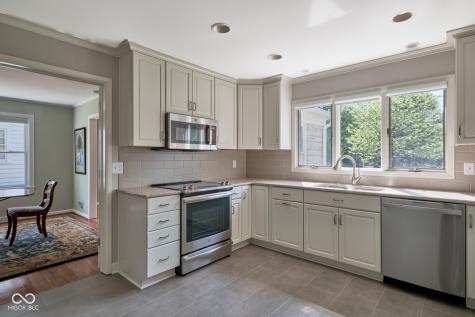 115 E 73rd Street Indianapolis IN 46240