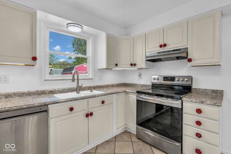 18 Wilson Drive Carmel IN 46032