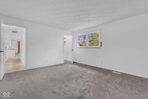 18 Wilson Drive Carmel IN 46032