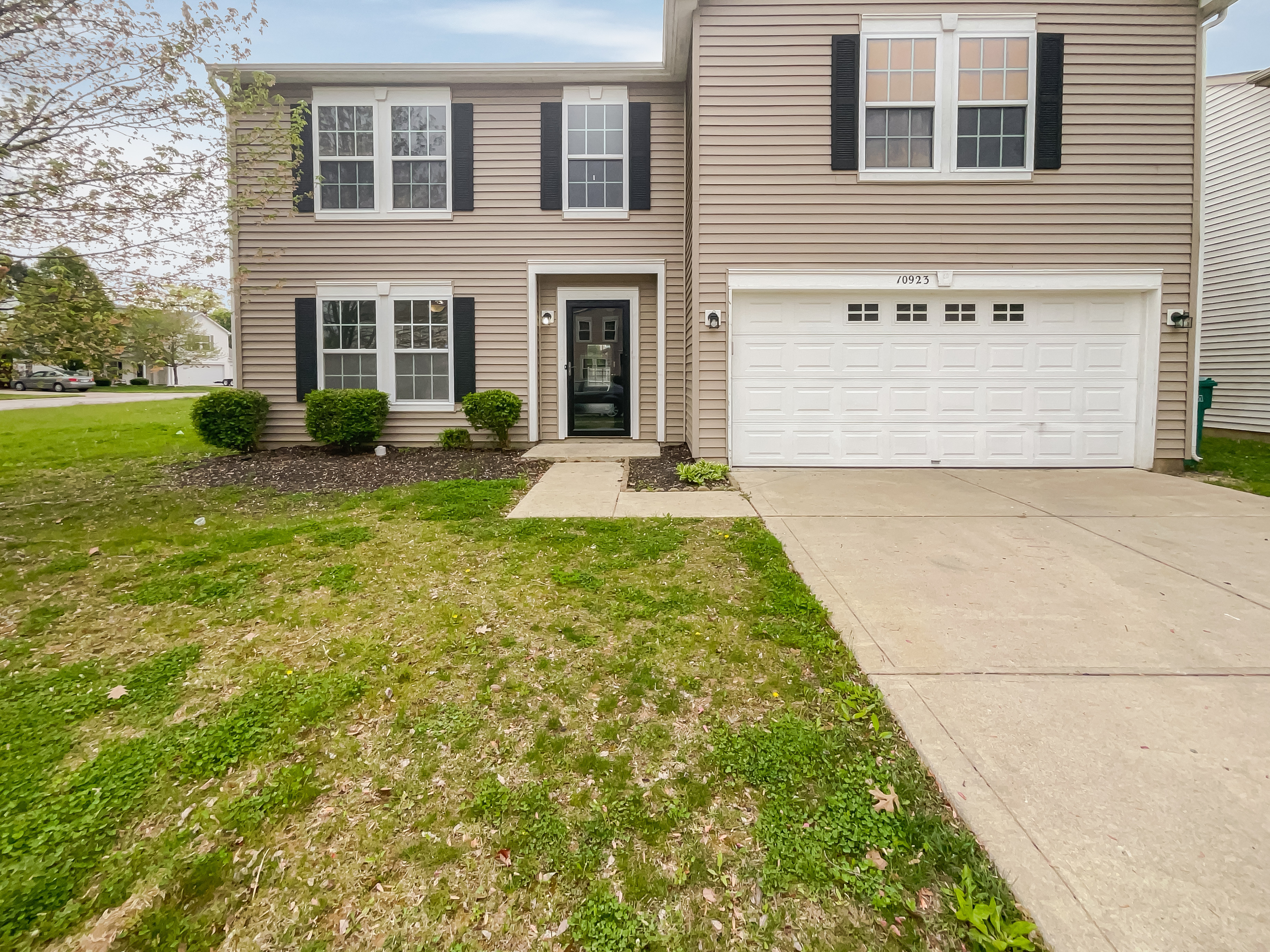10923 Cyrus Drive Indianapolis IN 46231