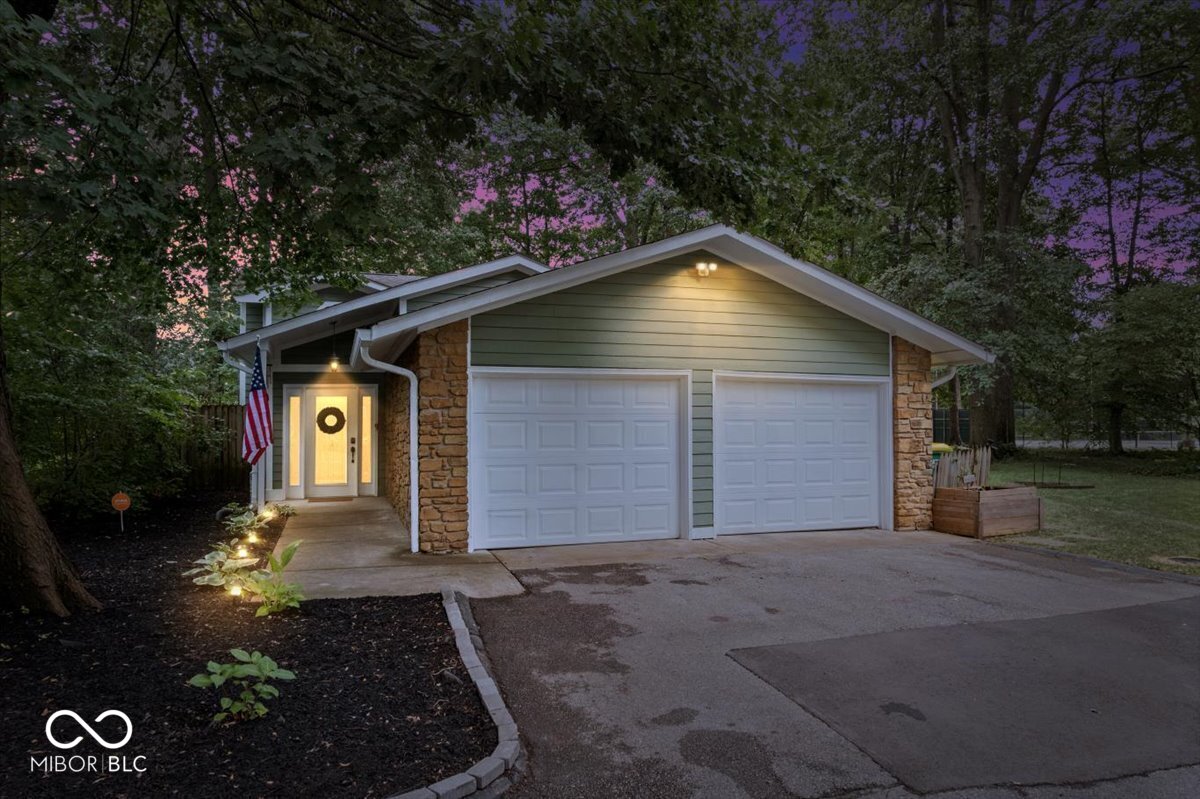 9039 Ripon Court Indianapolis IN 46268