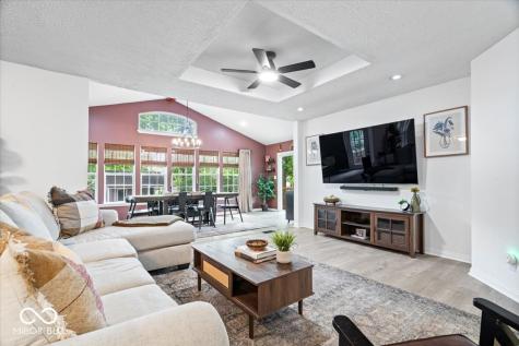9039 Ripon Court Indianapolis IN 46268