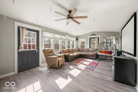 415 Elm Avenue Sheridan IN 46069