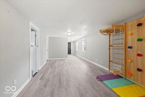 415 Elm Avenue Sheridan IN 46069