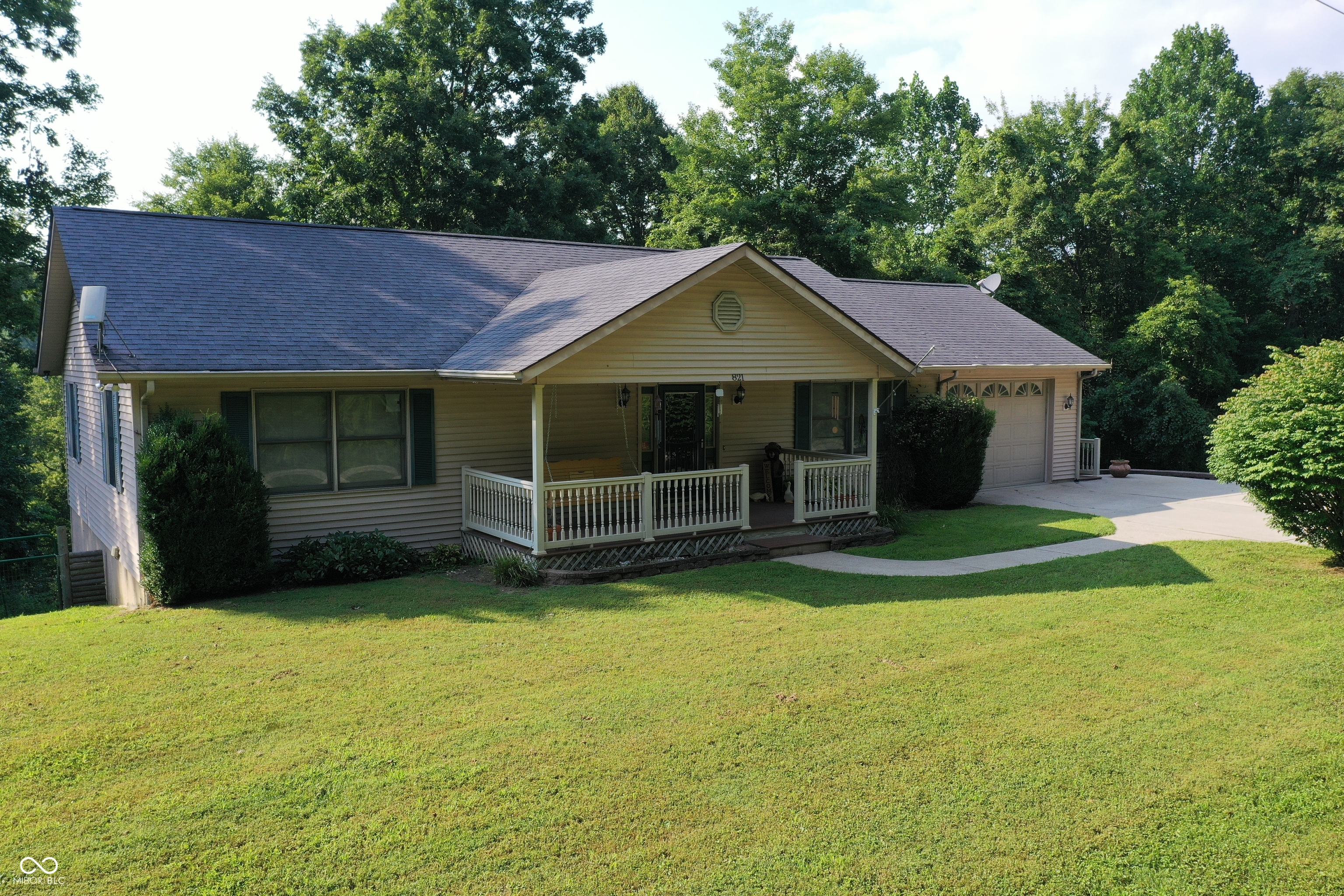 821 Brown Hill Lane Nashville IN 47448