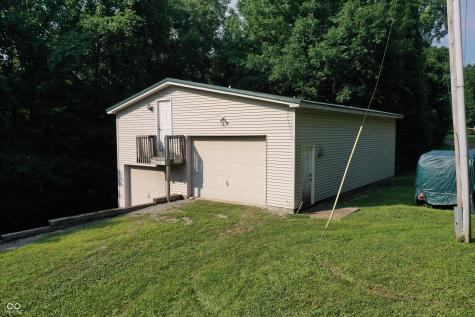 821 Brown Hill Lane Nashville IN 47448