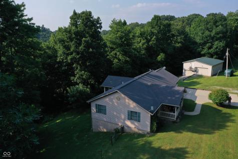 821 Brown Hill Lane Nashville IN 47448