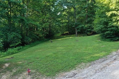 821 Brown Hill Lane Nashville IN 47448