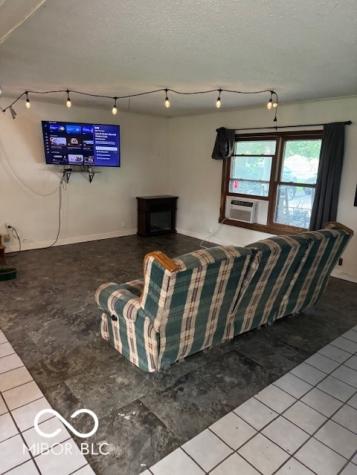 12853 Cyntheanne Road Fishers IN 46037