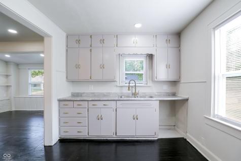 3751 Creston Drive Indianapolis IN 46222