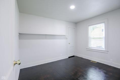 3751 Creston Drive Indianapolis IN 46222